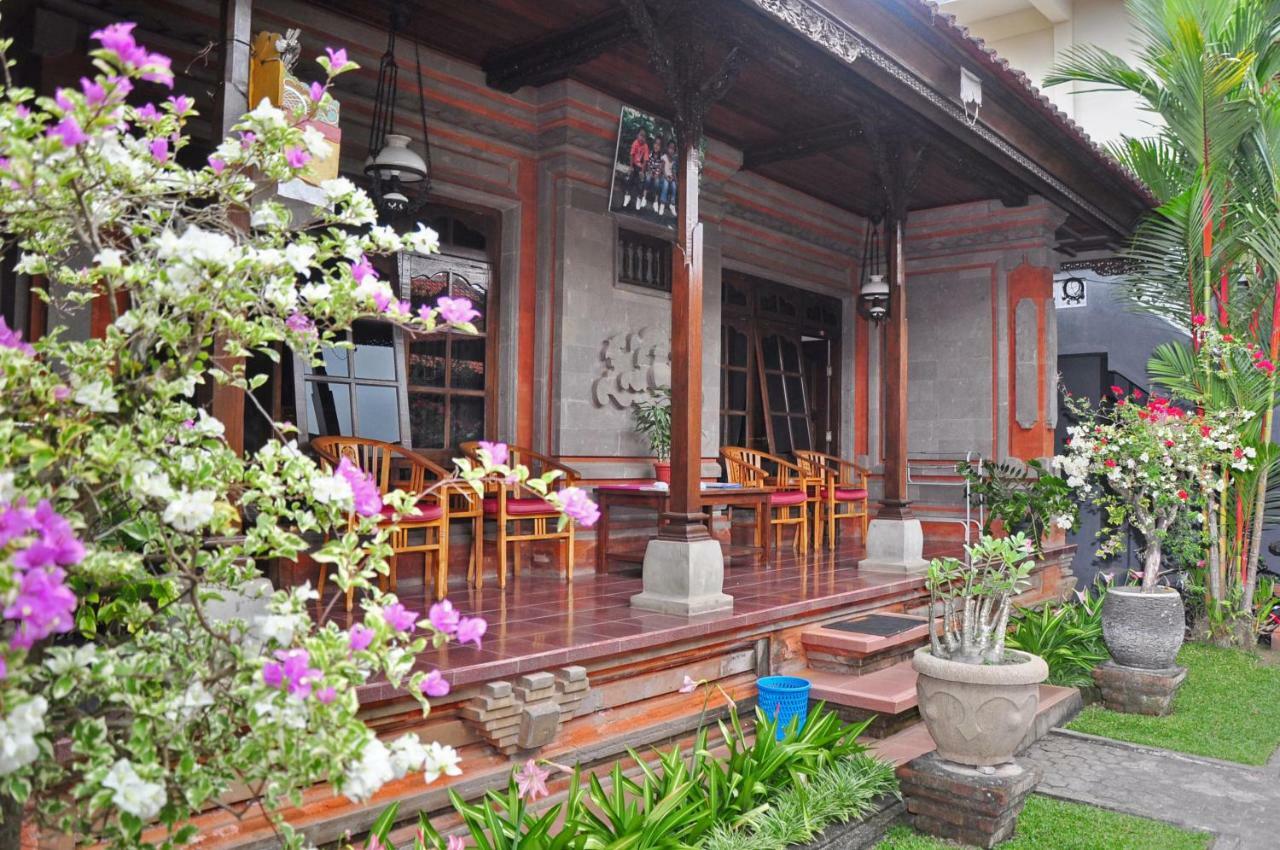 Nick's Wisma tamu